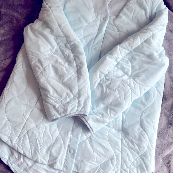 lululemon Quilted Insulated Light Jacket - Picture 1 of 3